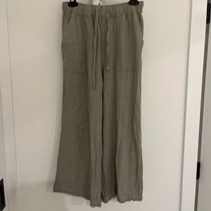 Loosely fitted Green capris